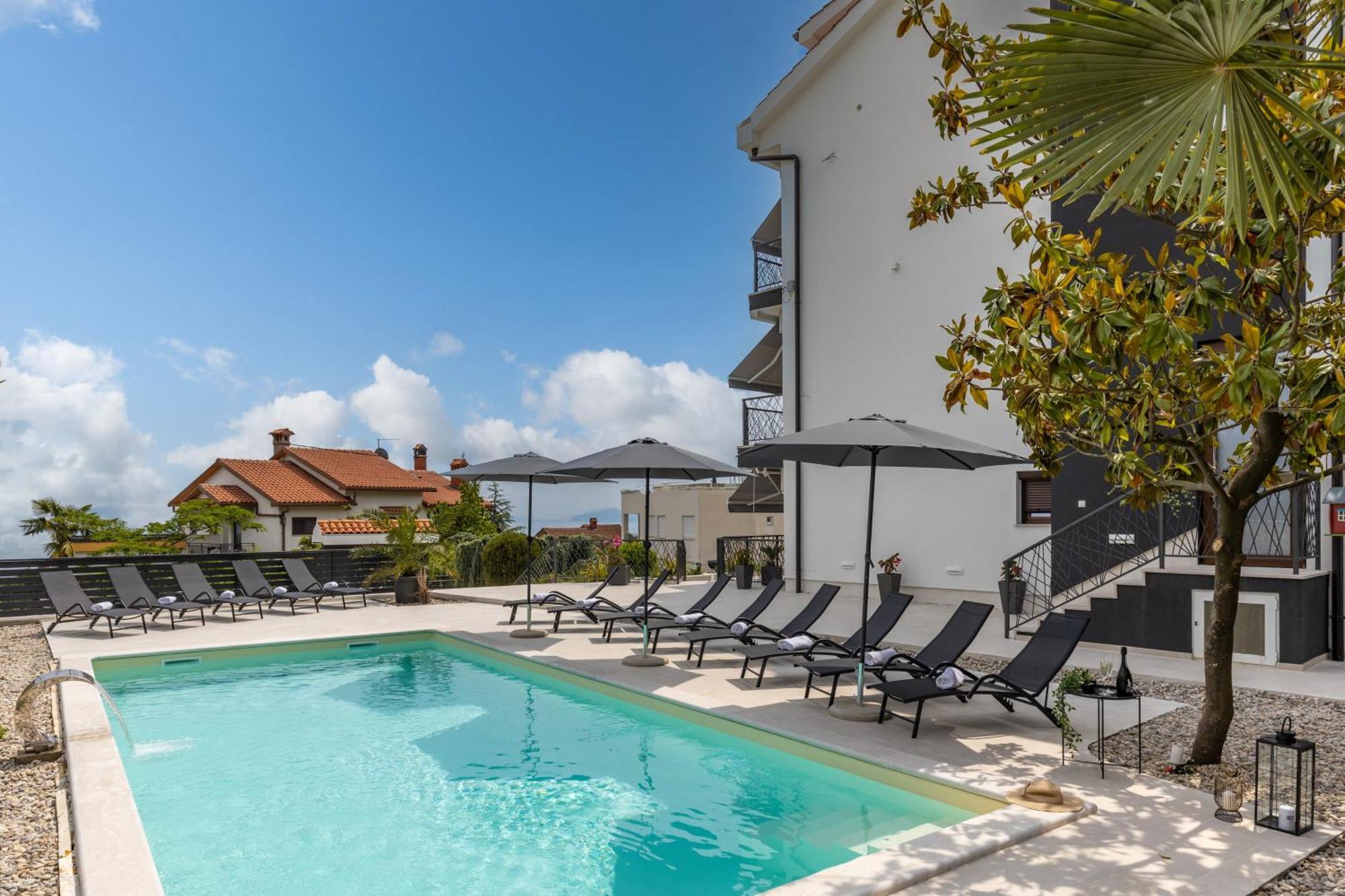 Villa Adriatic, Apartment Rebecca With Heated Swimming Pool, Sew View, Childrens Playground Ičići Εξωτερικό φωτογραφία