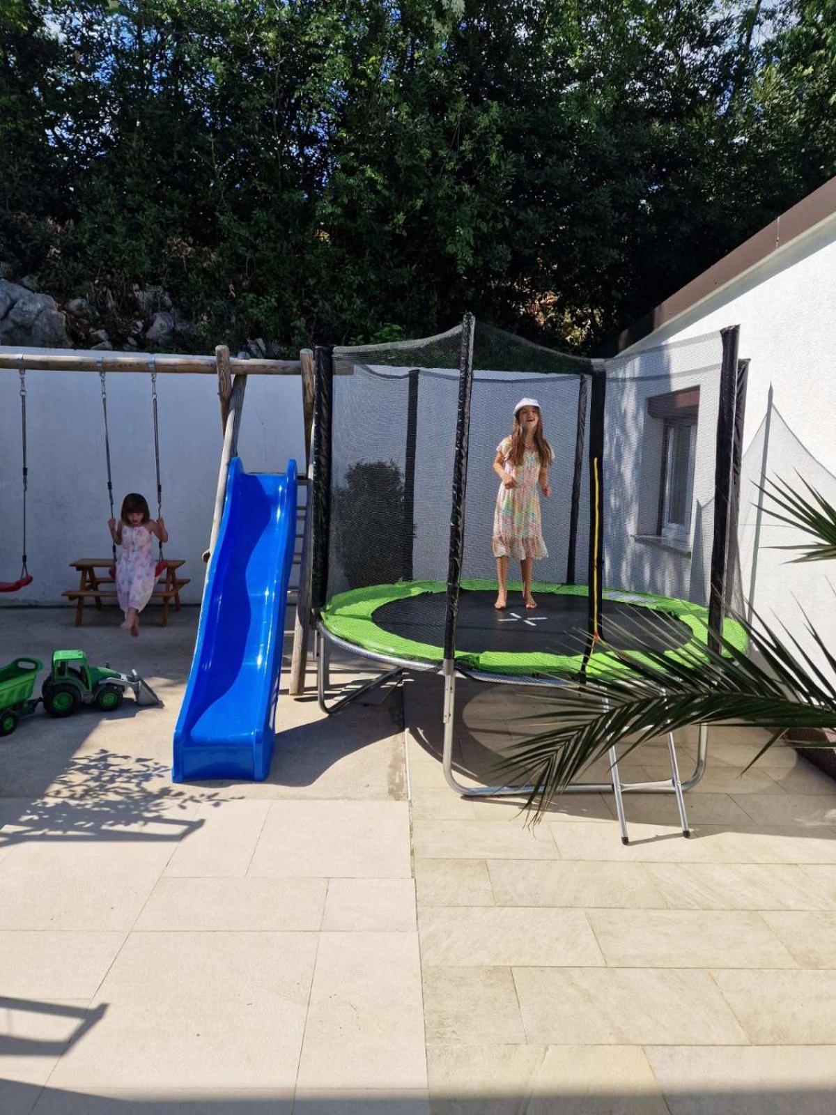Villa Adriatic, Apartment Rebecca With Heated Swimming Pool, Sew View, Childrens Playground Ičići Εξωτερικό φωτογραφία